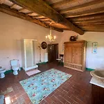 Podere Montemarchi * Lari