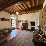 Villa Podere Montemarchi *
