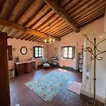 Podere Montemarchi Lari